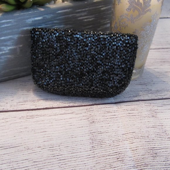 Accessorize Beaded Coin Purse - Picture 3 of 5